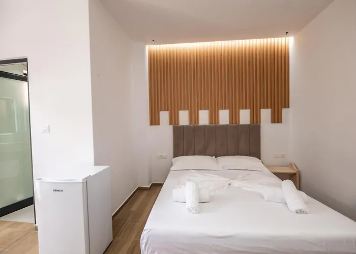 Golden Sun * Sarandë